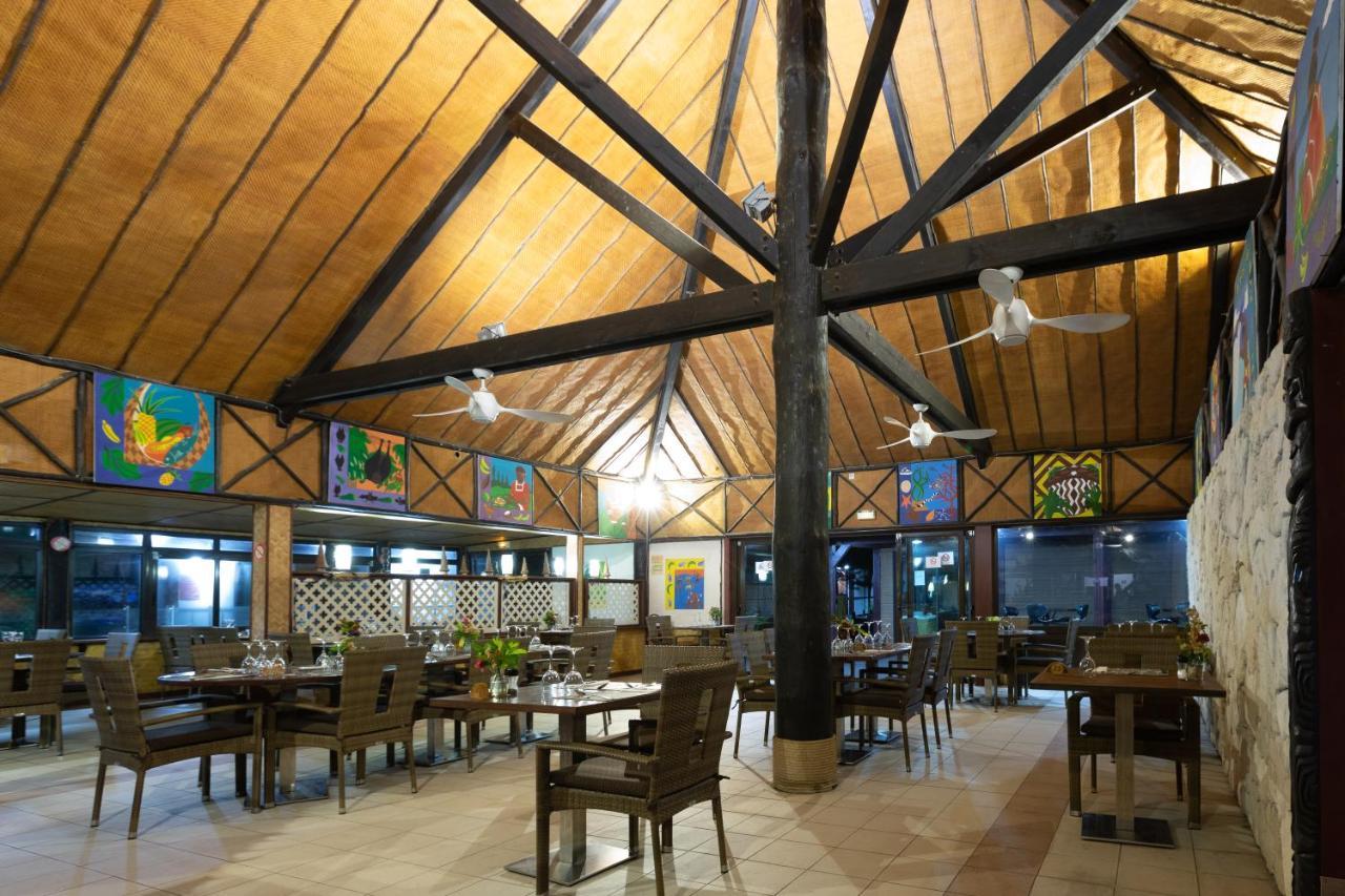 Hotel Nengone Village Mare Екстер'єр фото