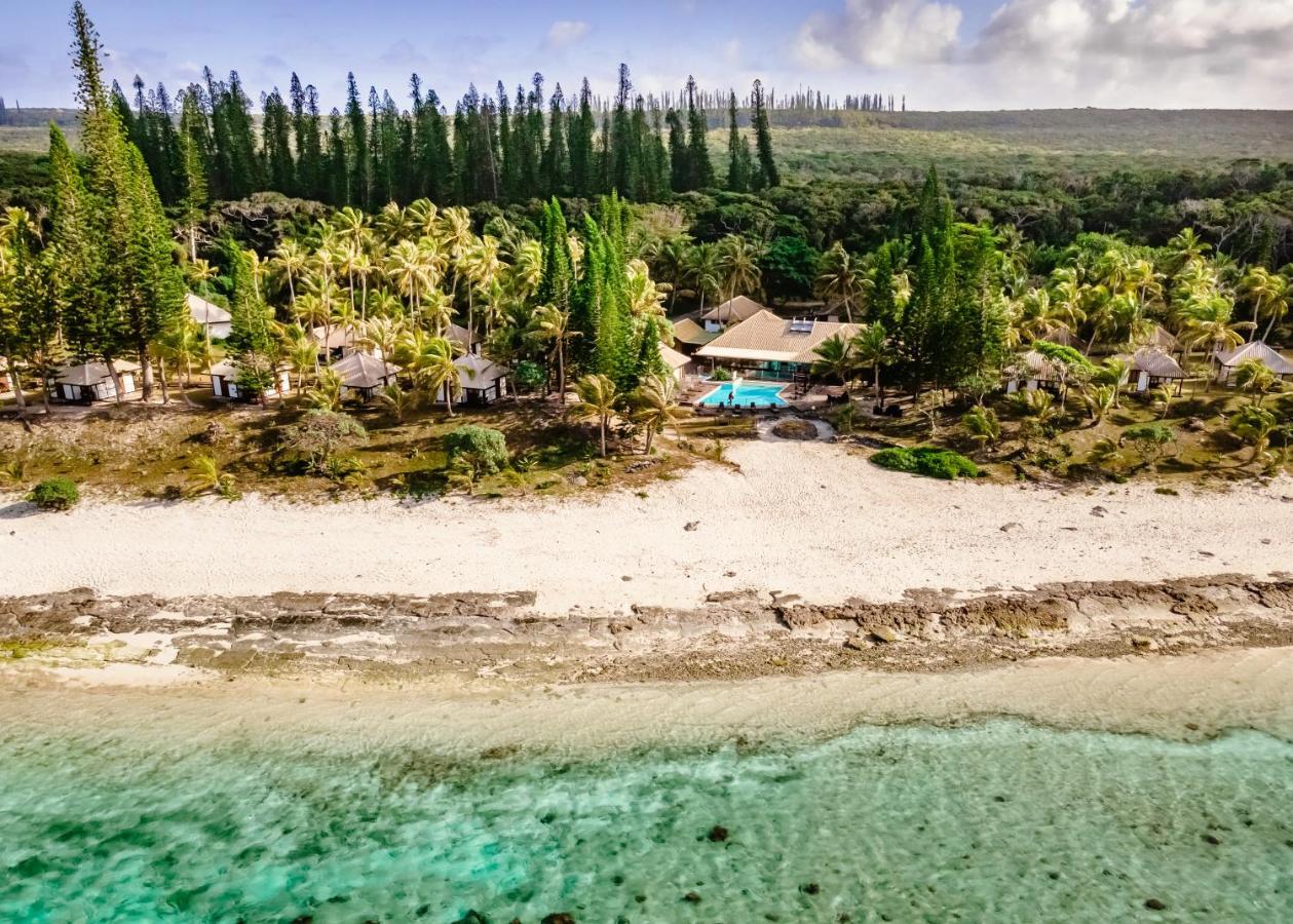 Hotel Nengone Village Mare Екстер'єр фото